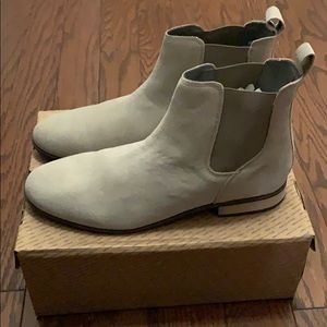 Urban Outfitters Chelsea Boots